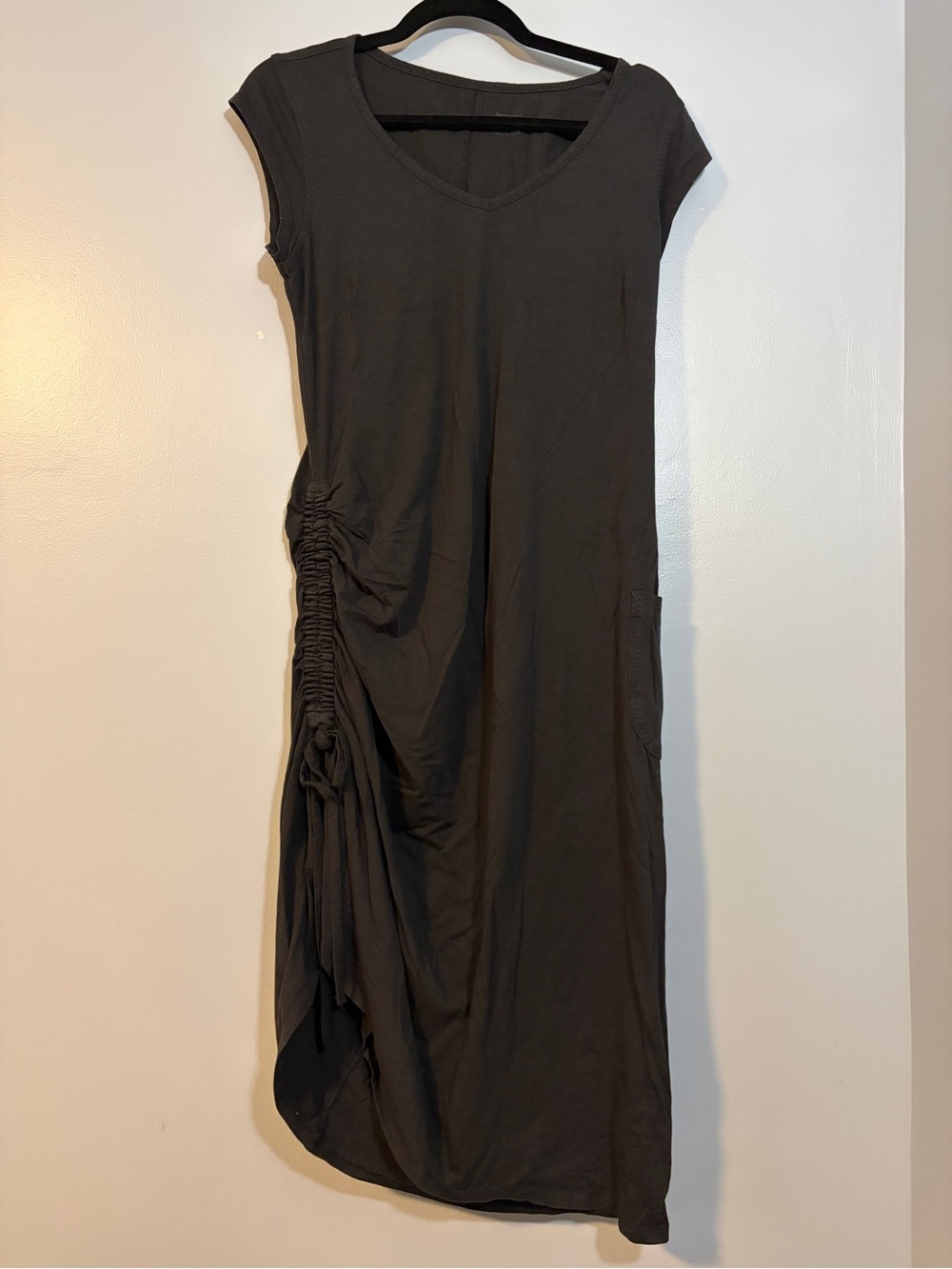 Horny Toad Black Cap-Sleeve Midi Dress with Pocket Detail